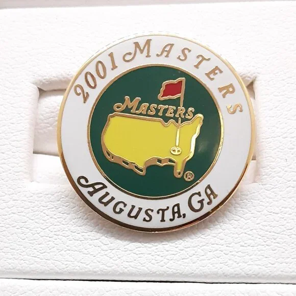 HOST PICK!! NEW 2001 Masters Golf Ball Marker Augusta GA - Picture 1 of 3